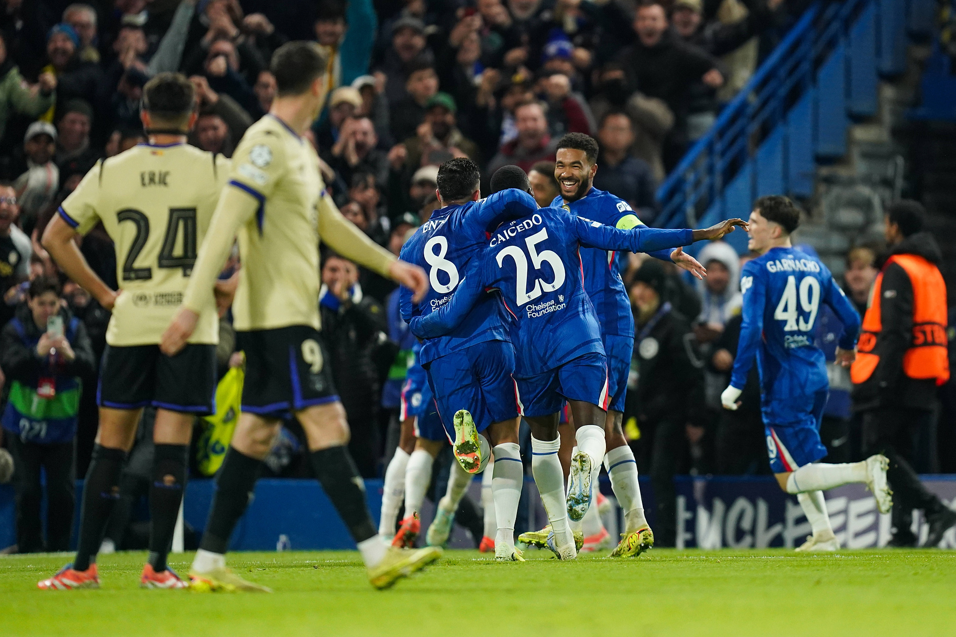 Chelsea spuściła łomot Barcelonie! Nie było czego zbierać