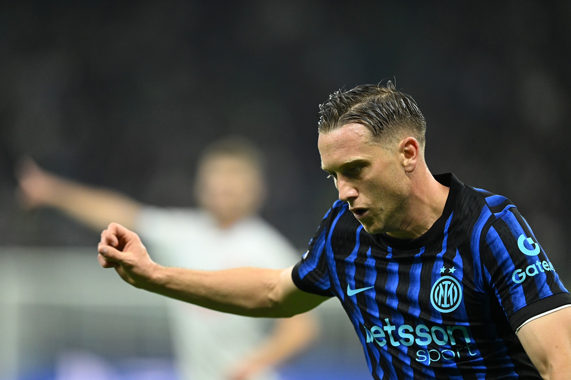 Zieliński błysnął w hicie Ligi Mistrzów! A po chwili szok. Kibice wściekli. "Chivu, jesteś idiotą"