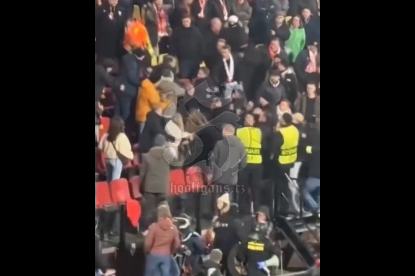 Holenderska policja w akcji. Znowu! Tak potraktowała kibiców [WIDEO]
