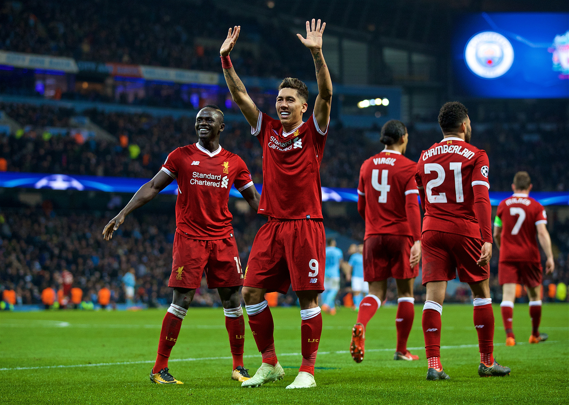 Szpital, liceum, piekarnia i stadion. Były gwiazdor Liverpoolu "zbudował wioskę"