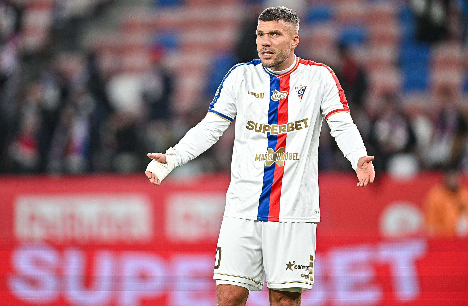 Podolski przeprosił kibiców. I zaapelował. "Nie chcę tego widzieć"