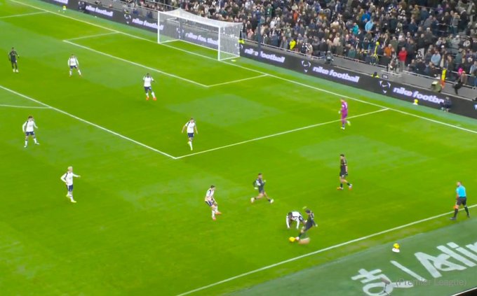 Blamaż bramkarza Tottenhamu. To trzeba zobaczyć [WIDEO]