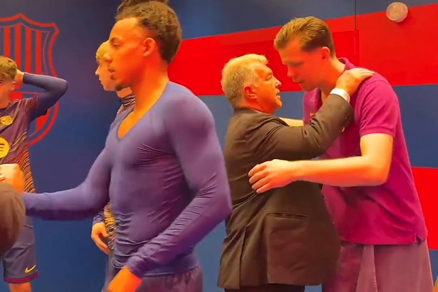 Hit. W takim stroju Szczęsny rozmawiał z Laportą [WIDEO]