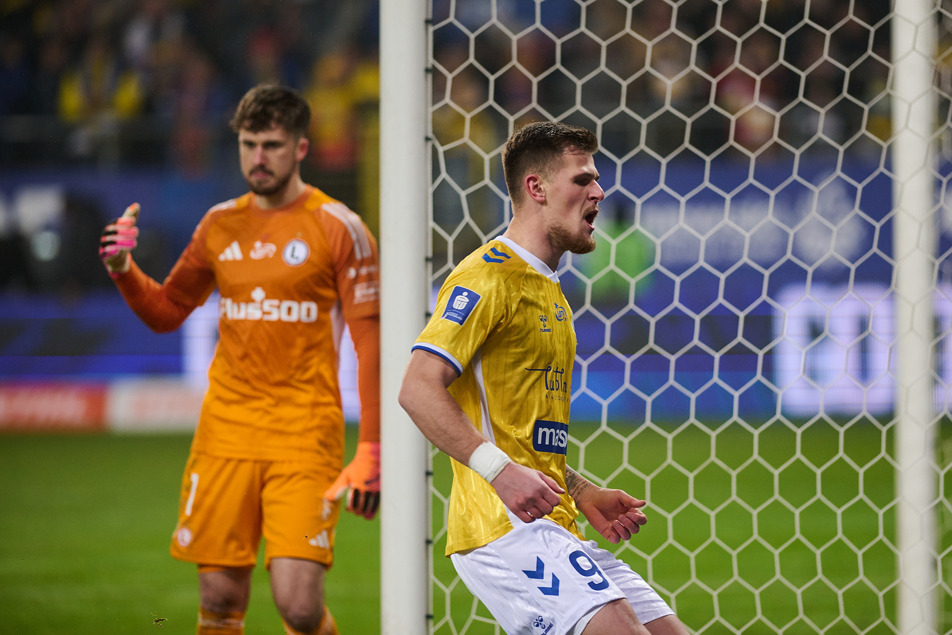 Legia znów zgubiła punkty. Nie pomógł nawet kapitalny debiutant