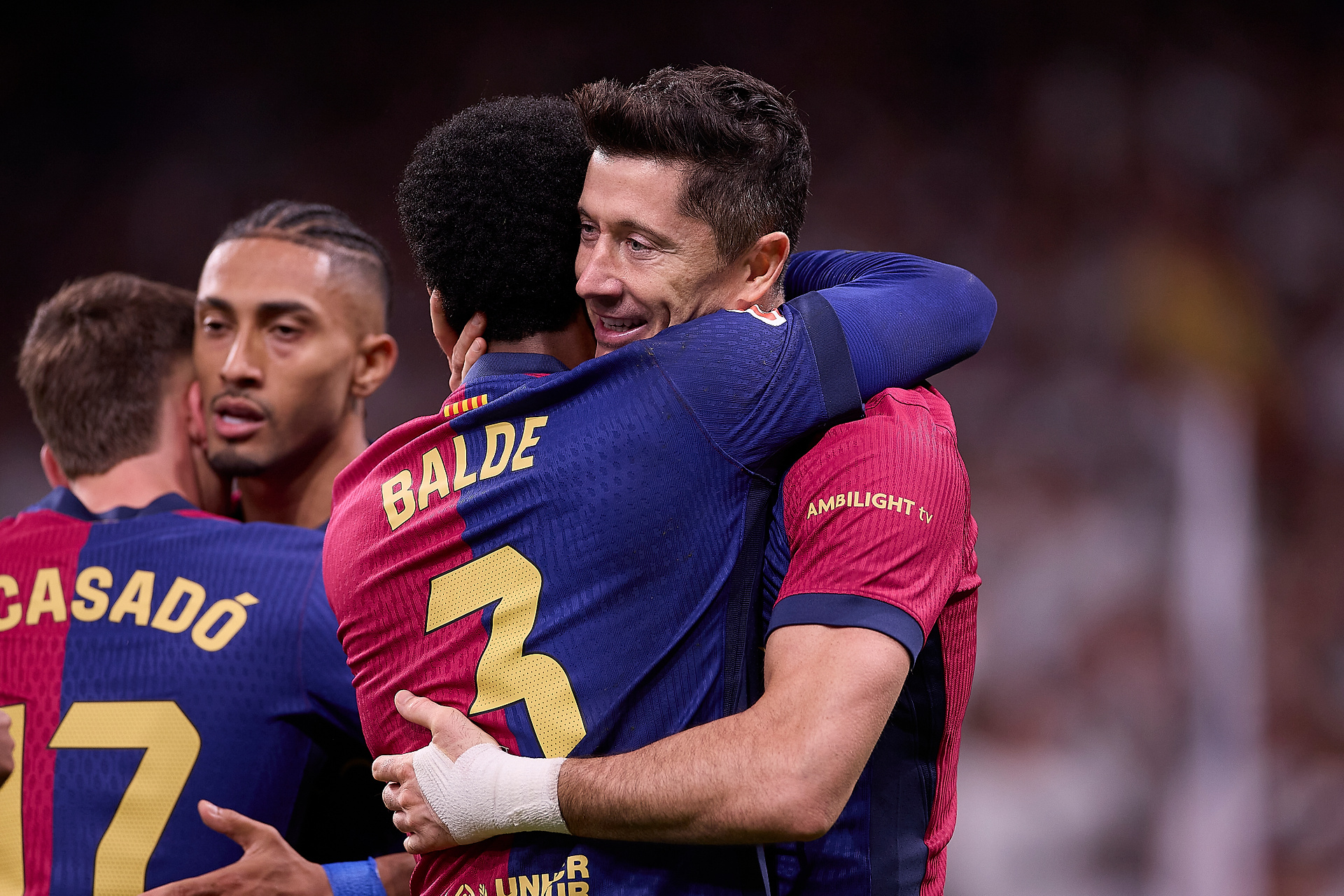 Gracz Barcelony wprost o karnym Lewandowskiego. Krótko i konkretnie