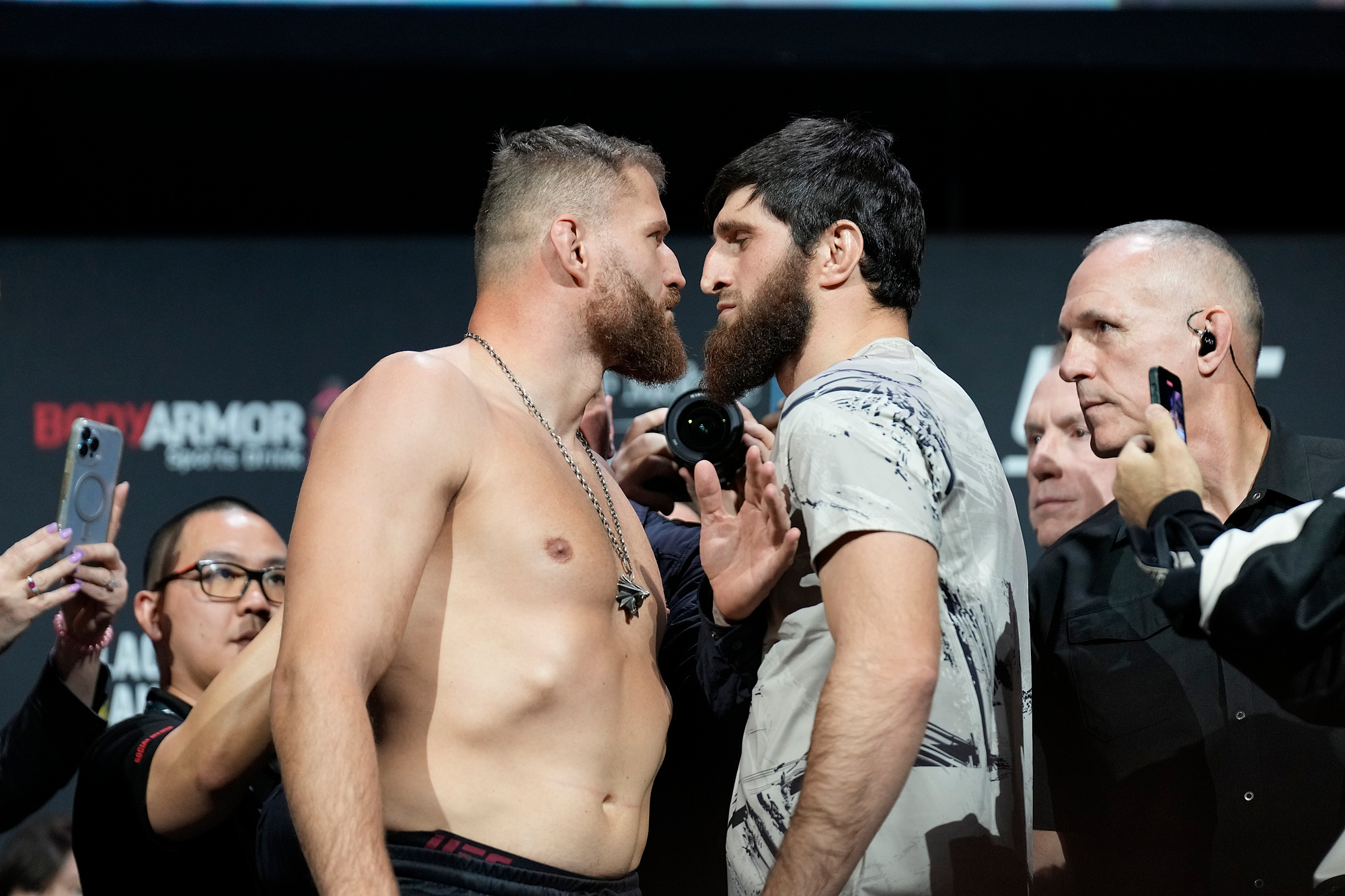 Co?! Kurs 10.0 na zwycięstwo Błachowicza z Guskovem! Wygrana na konto główne