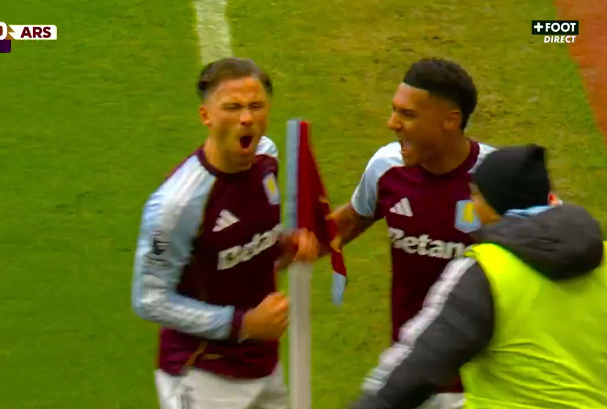 Cash strzelił gola Arsenalowi! Co za forma! [WIDEO]