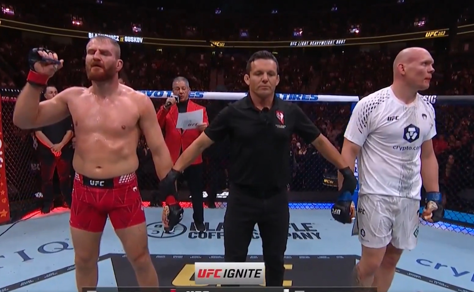 Szalona walka Błachowicza na UFC. Już leżał na deskach. Rzadka decyzja sędziów