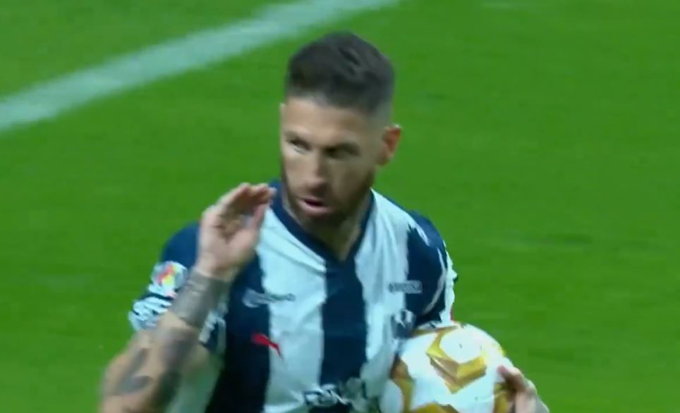 Tak Ramos pożegnał się ze swoim klubem. Gol w hicie [WIDEO]