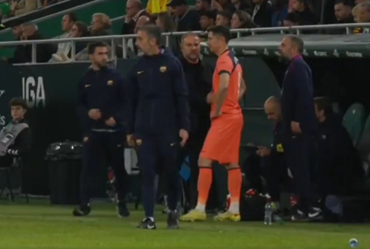 Flick nagle zrezygnował z Lewandowskiego. 18-latek w centrum zamieszania [WIDEO]