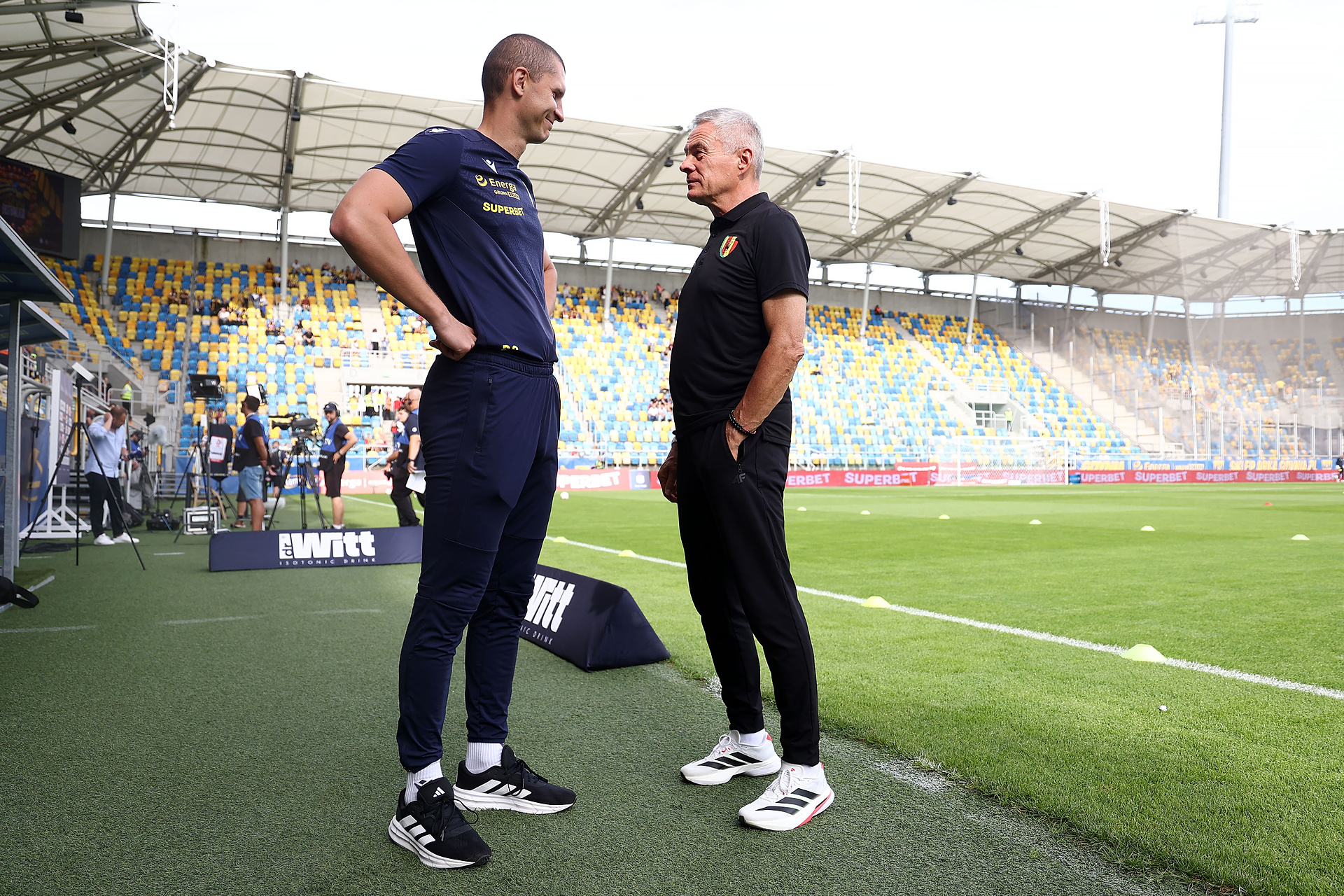 Zaiskrzyło w klubie Ekstraklasy. Trener naśladowcą... Mourinho? 