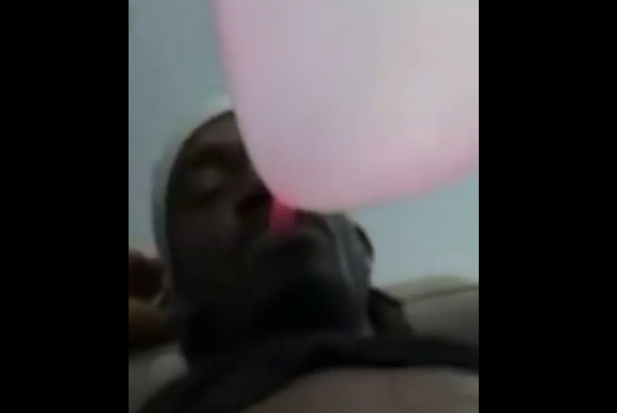 Kłopoty gracza Tottenhamu. Przyłapano go na wdychaniu gazu rozweselającego [WIDEO]