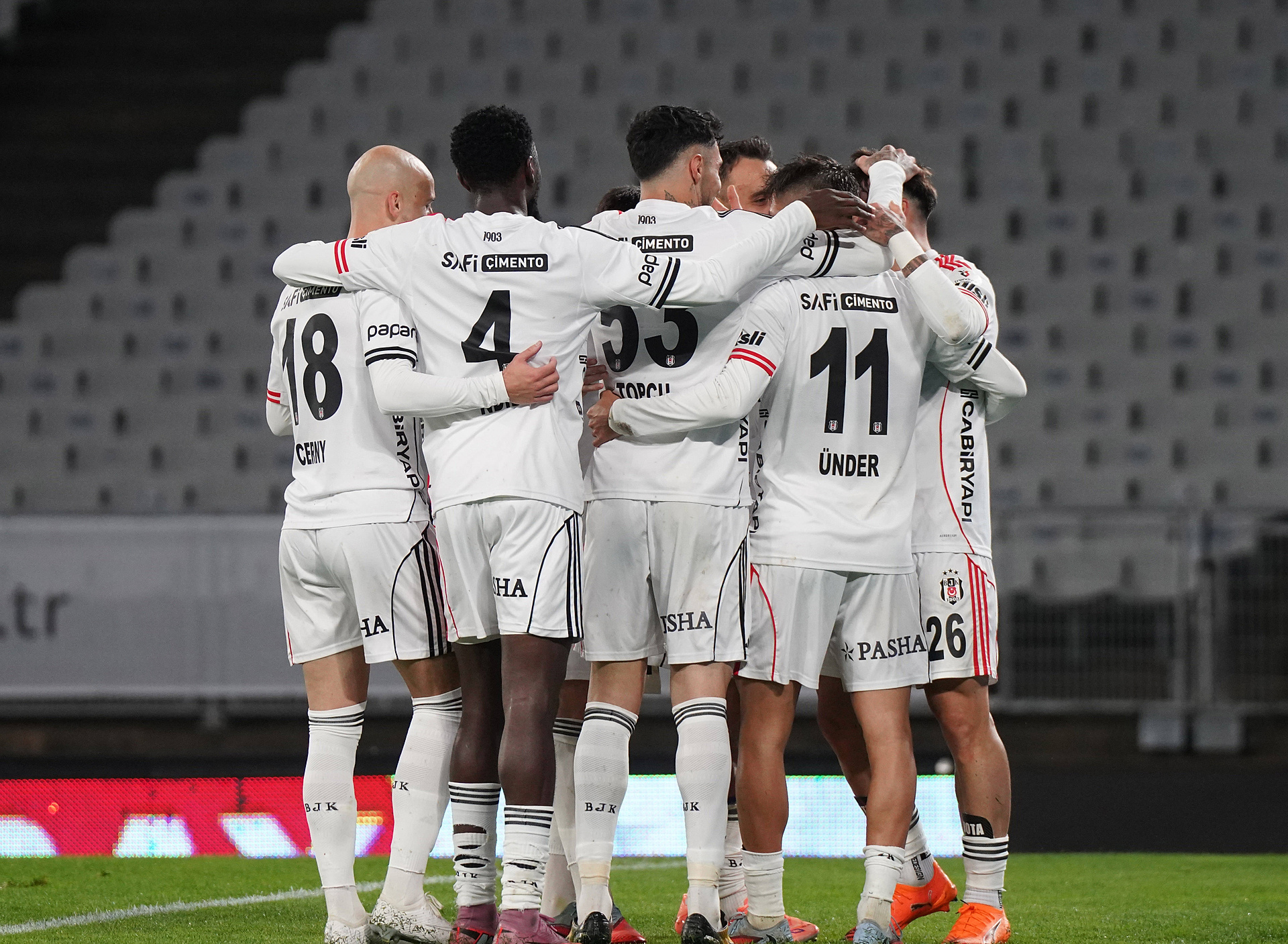 Afera w Turcji, słynny klub uderzył w arbitrów. "Skandaliczne sędziowanie"