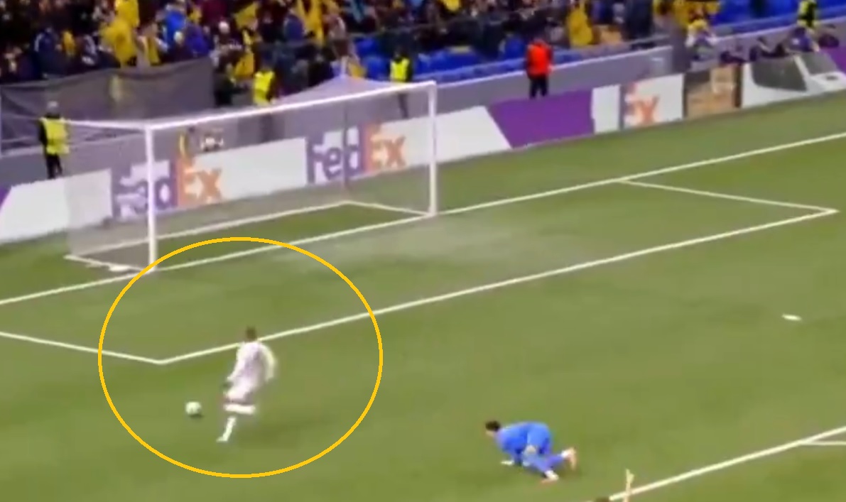 Kuriozum w Lidze Mistrzów. Zmarnował nieprawdopodobną okazję [WIDEO]