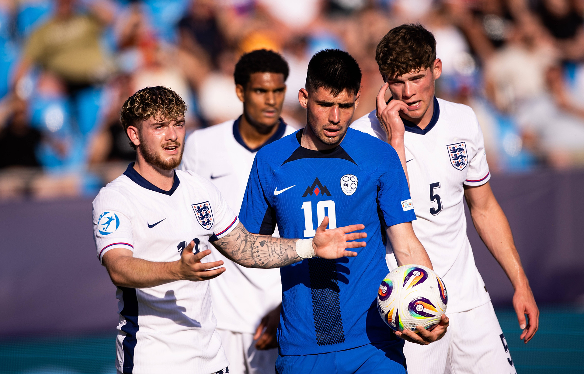 Media: Raków ruszył na zakupy. Złożył ofertę za pomocnika