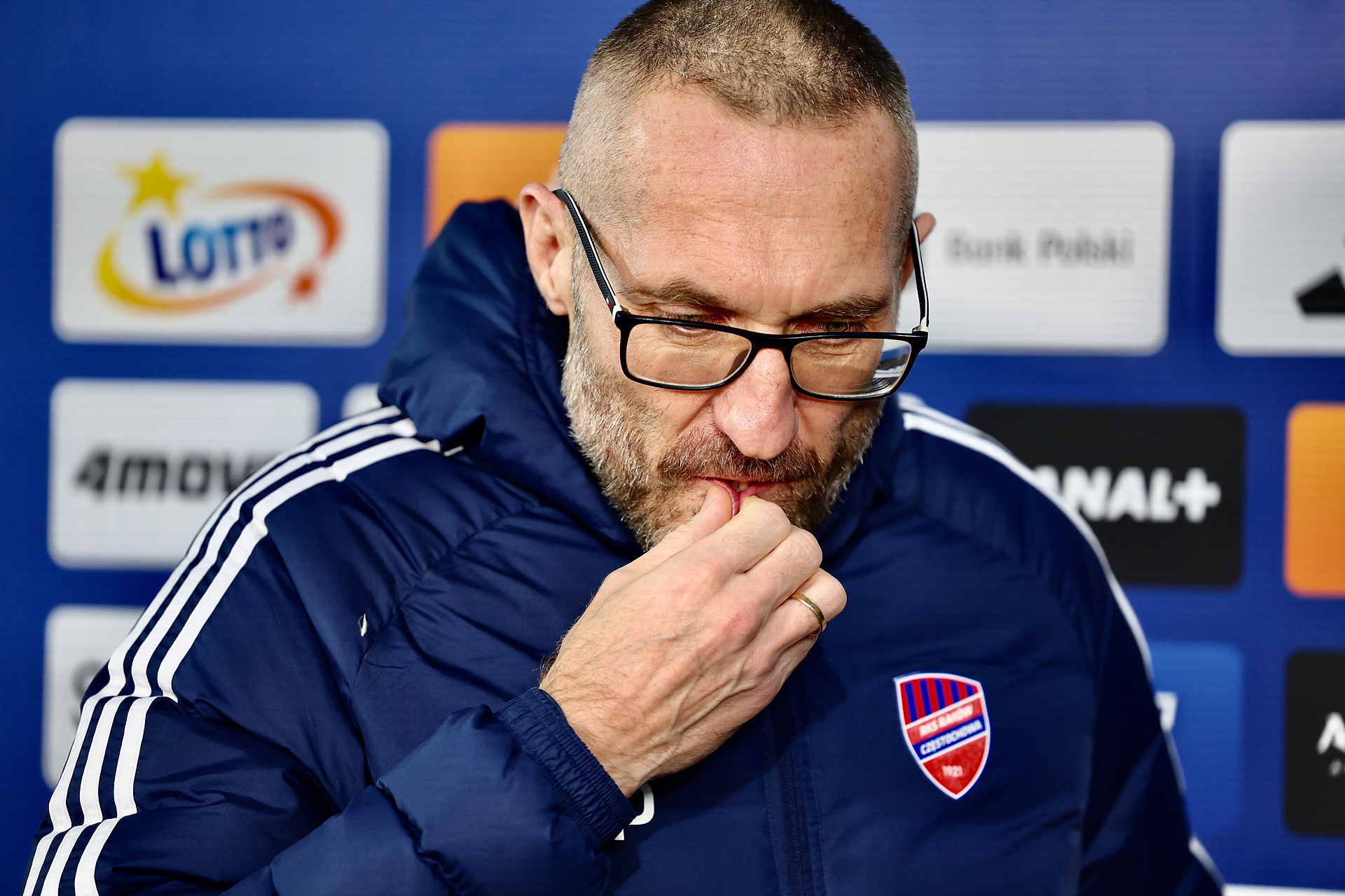 Papszun o wynikach Rakowa i Legii. "Oczywiście, że żal"