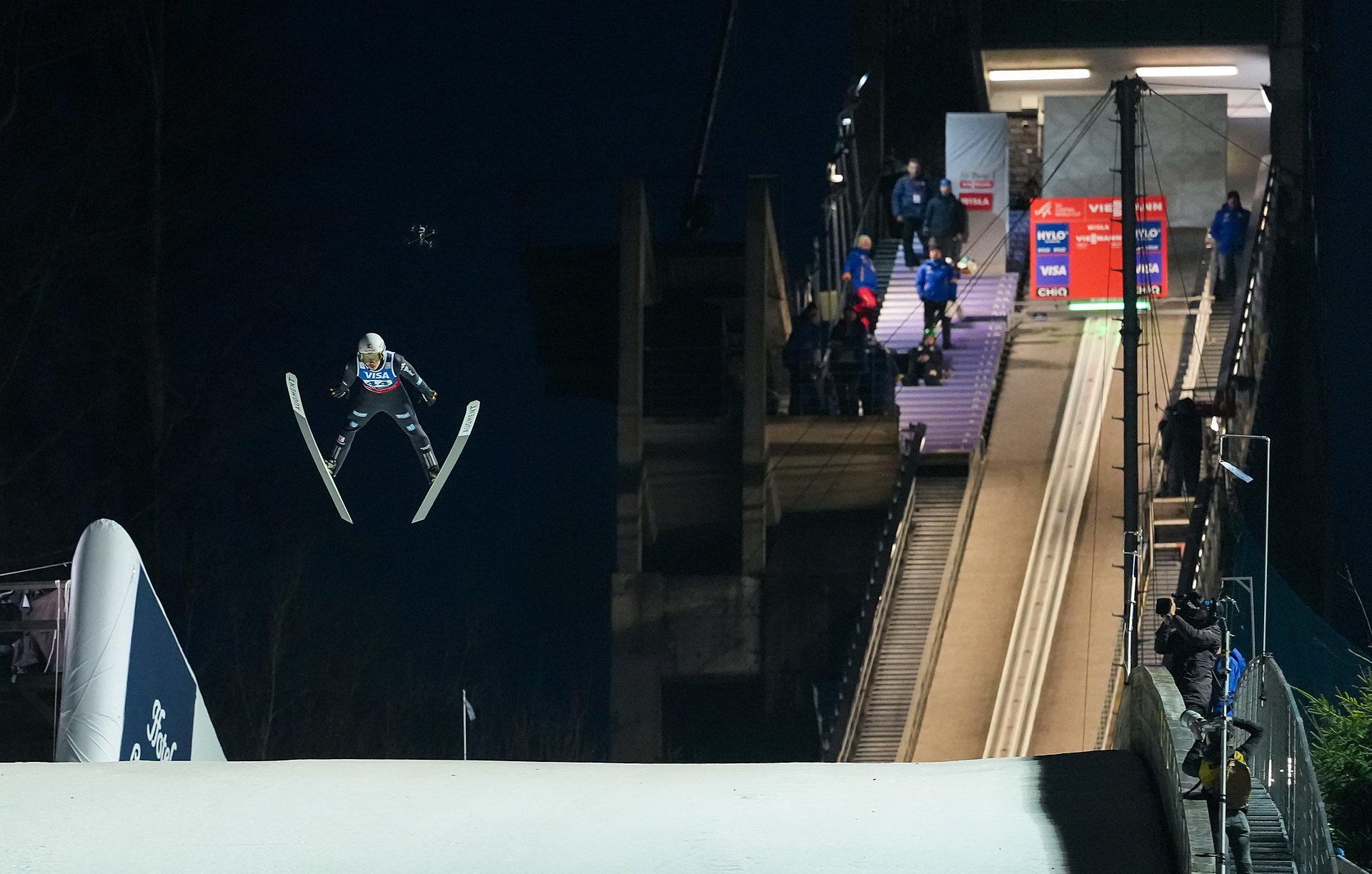 Czerwona kartka w skokach narciarskich! Historyczna chwila podczas kwalifikacji