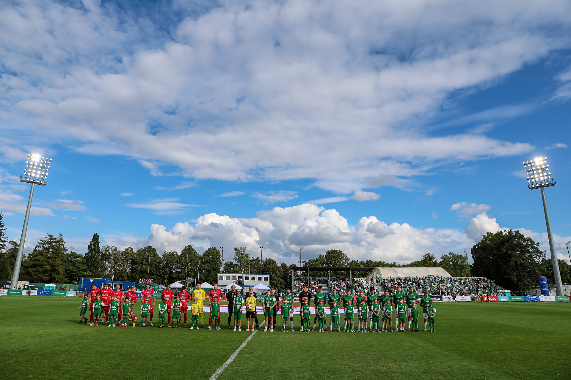 Zasłużony klub odbija się od dna. Zaliczył dwa spadki z rzędu, teraz idzie po awans