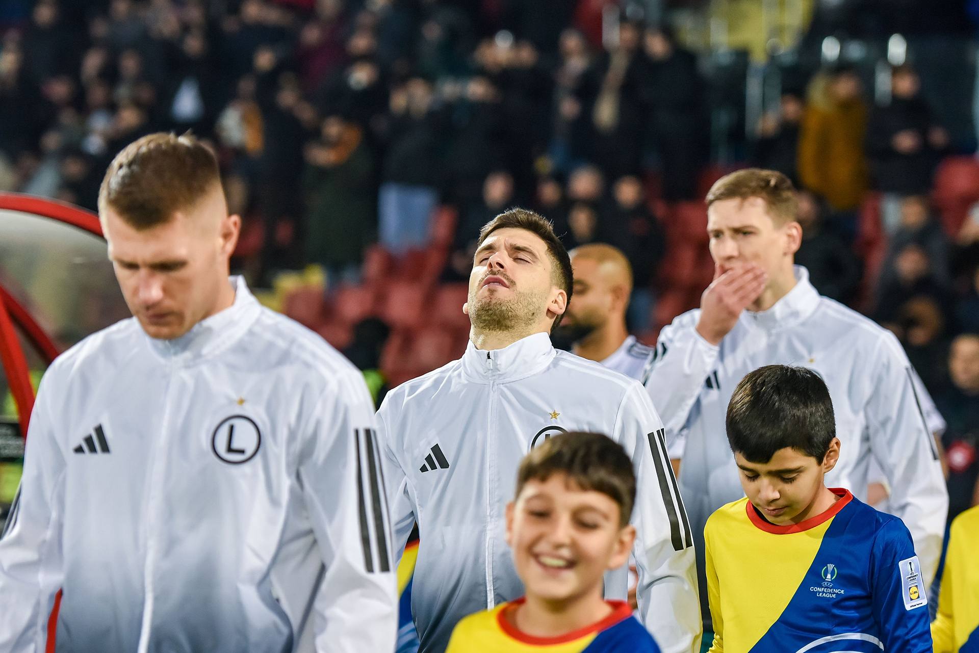 Koszmar Legii! Znowu przegrała! Gorąco na Łazienkowskiej [RELACJA]