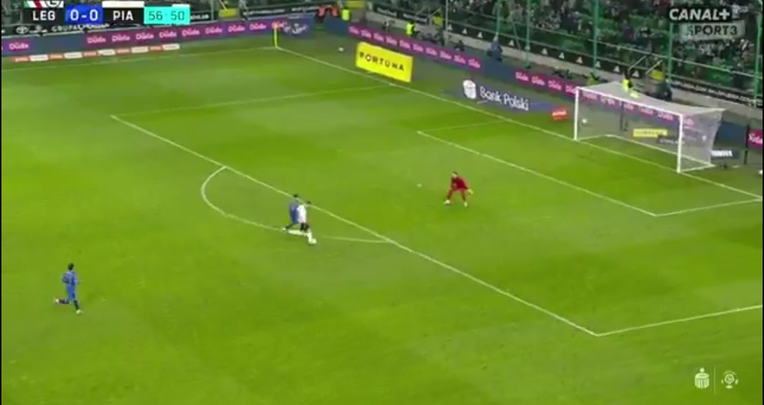 Katastrofa Rajovicia. Niewiarygodne, gdzie on strzela [WIDEO]