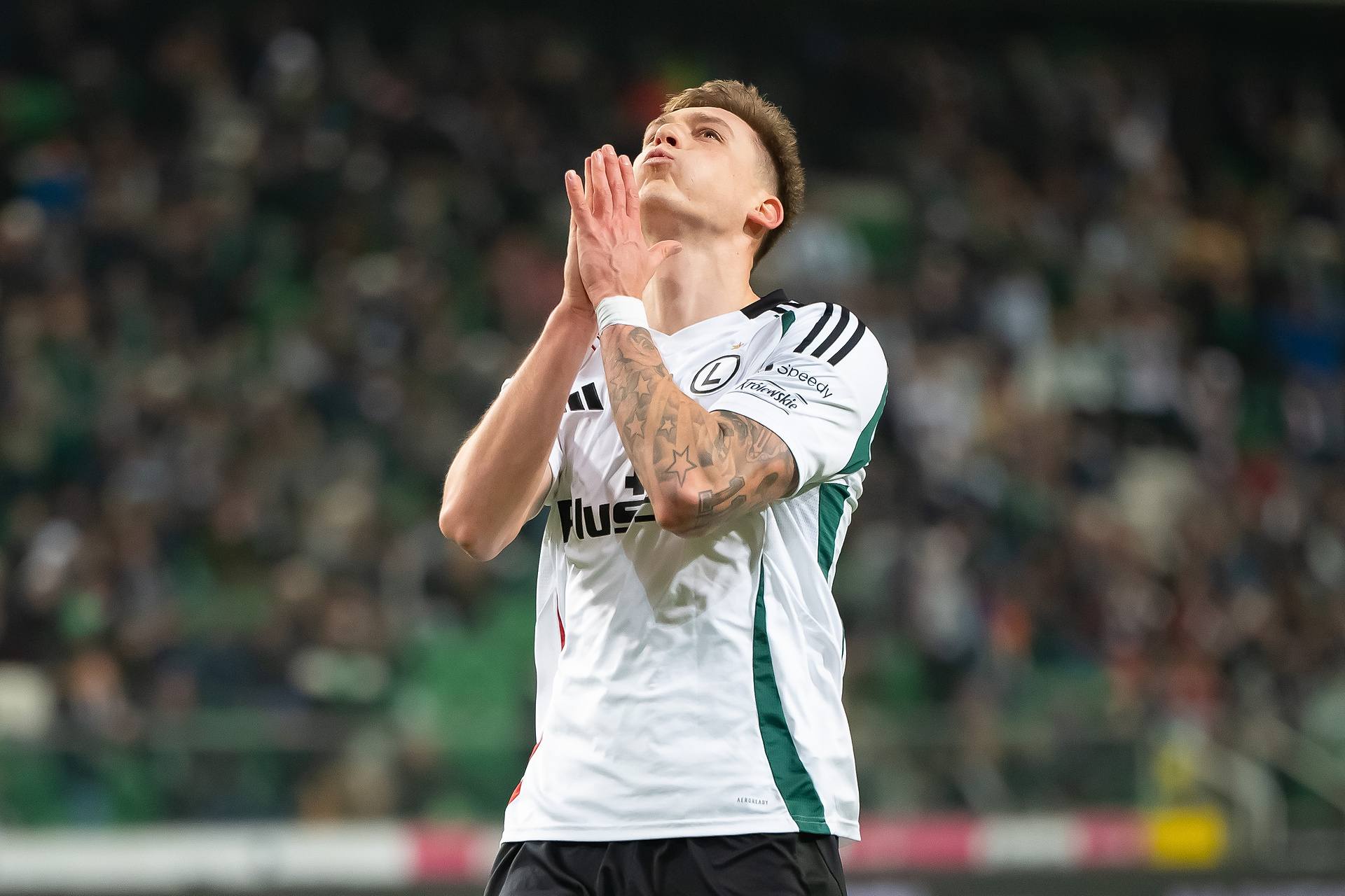 Doszczętny blamaż Legii! Stołeczni zimują w strefie spadkowej