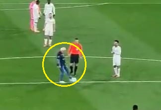 "Orzeł Górskiego" rozpoczął mecz lidera topowej ligi. Wielka chwila [WIDEO]