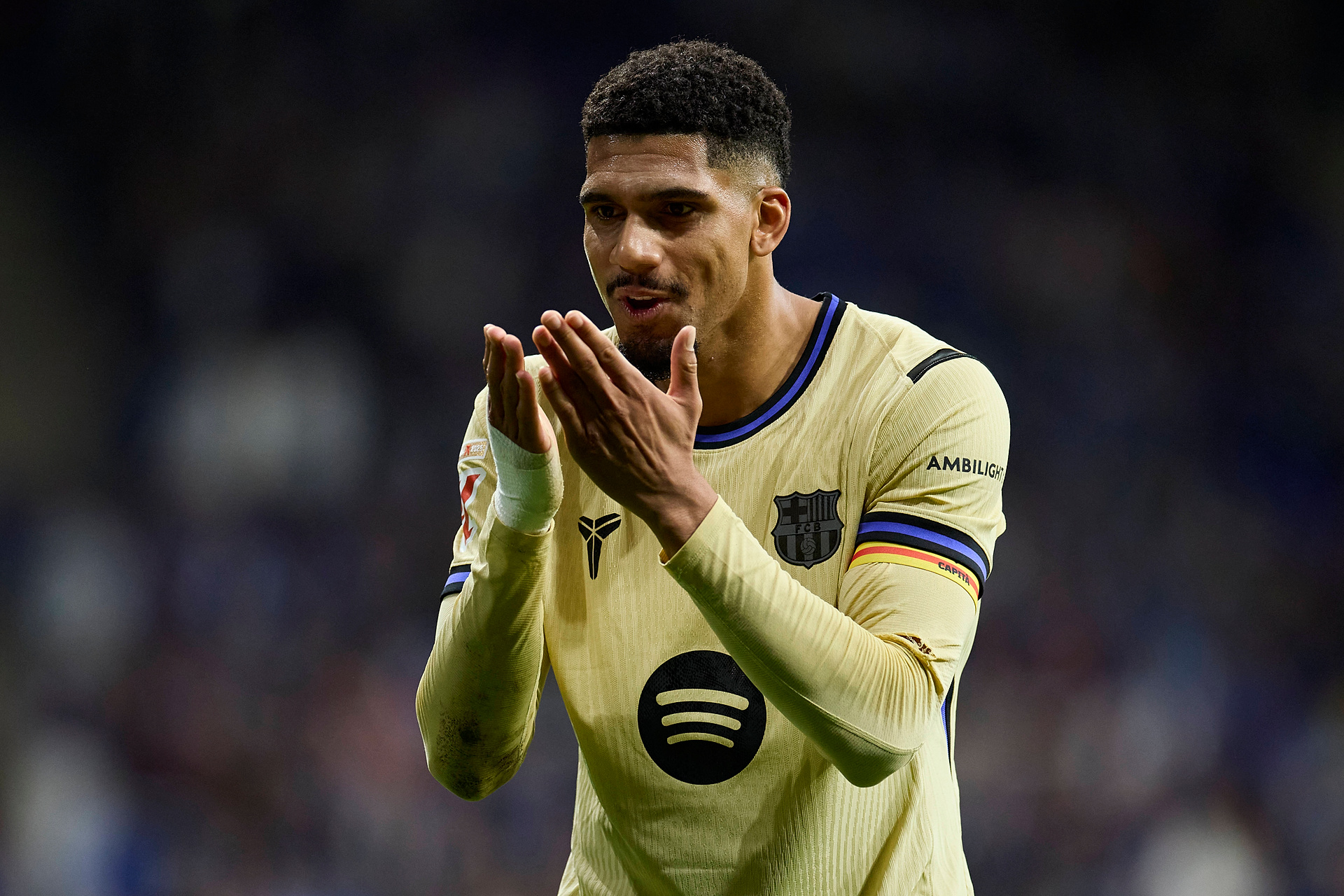 Przełom ws. Araujo. Kluczowe wieści z Barcelony