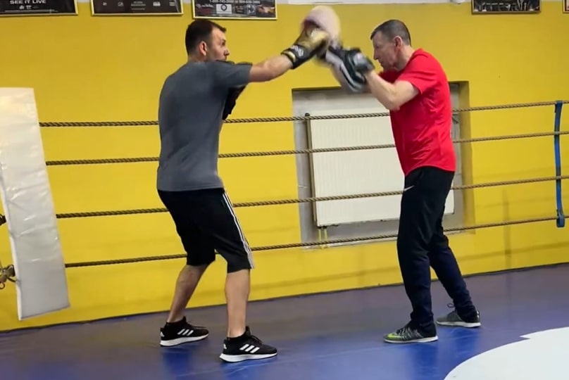 Słynny piłkarz Legii trenuje boks. Pokazał, co potrafi w ringu [WIDEO]