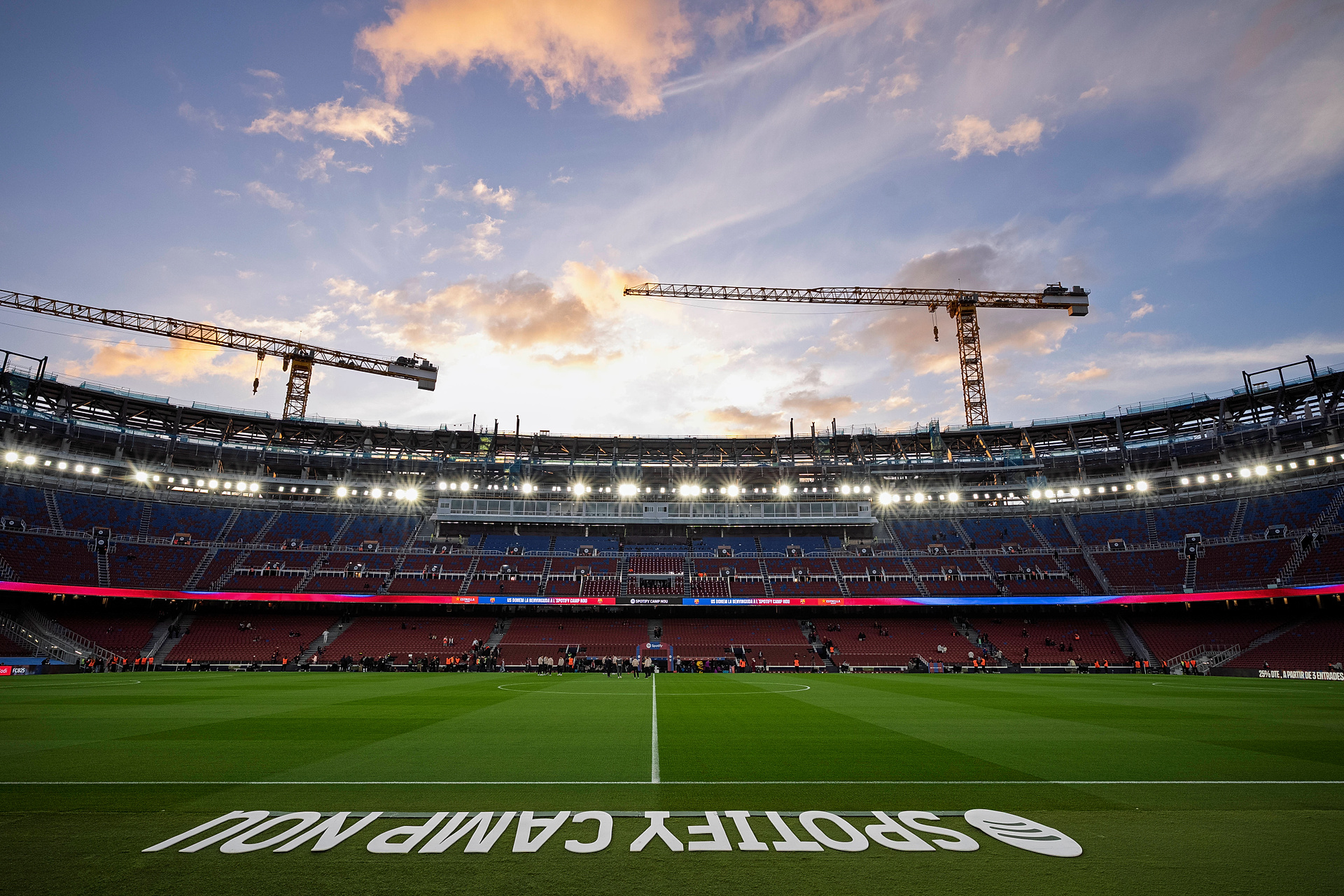 Barcelona podała ceny biletów VIP na El Clasico. Trzeba wydać fortunę