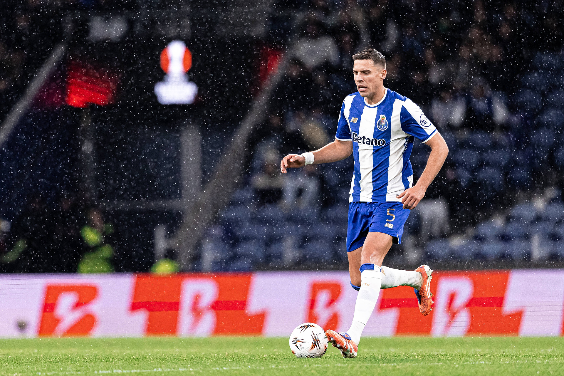 Sukces "polskiego" Porto. Bednarek, Kiwior i spółka w ćwierćfinale