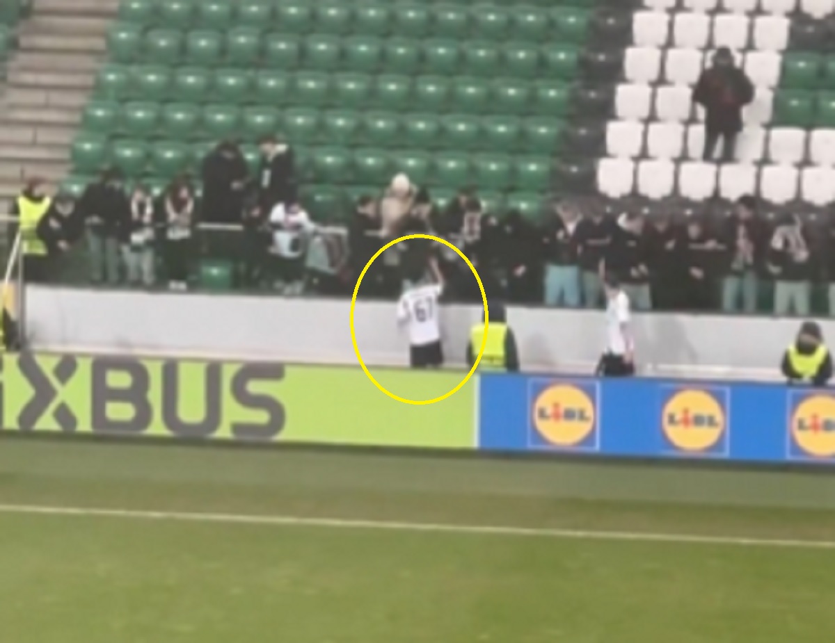 Wielka klasa piłkarza Legii. Tak zachował się wobec kibiców [WIDEO]