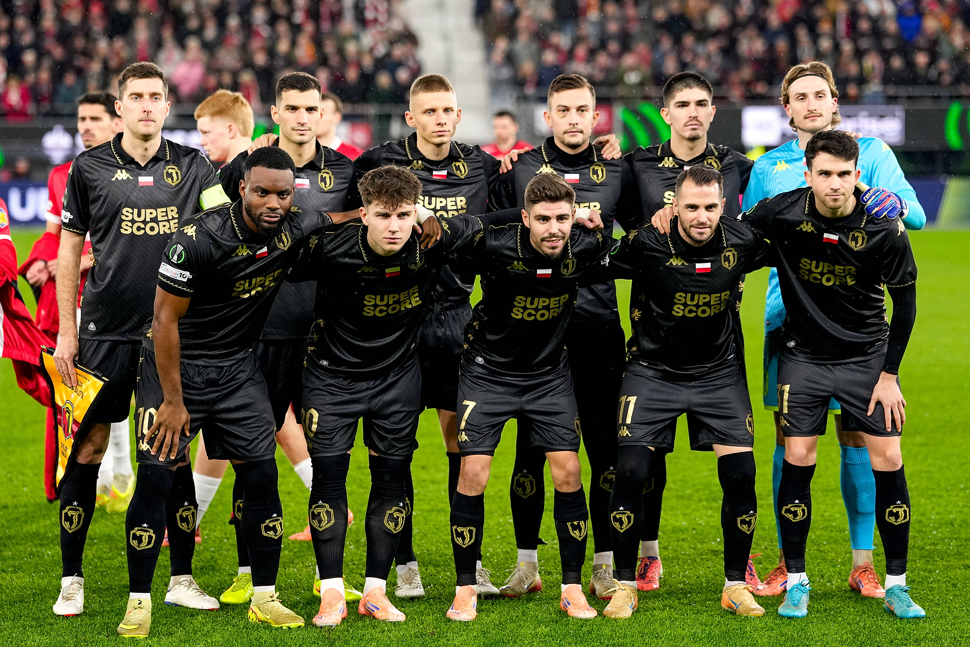 Media: Trzech piłkarzy na wylocie z Jagiellonii. Odejść mogą także gwiazdy