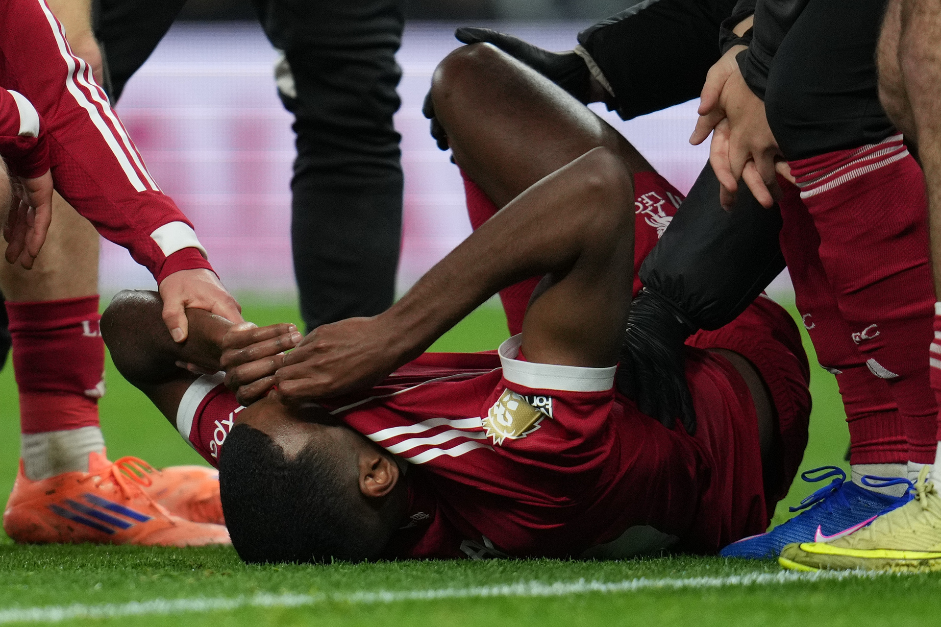 Liverpool w strachu. Niepokojące przecieki ws. Isaka