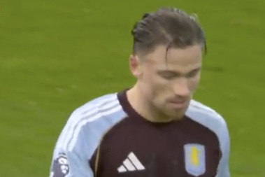 Wielki błąd Casha! Podarował gola Manchesterowi United [WIDEO]