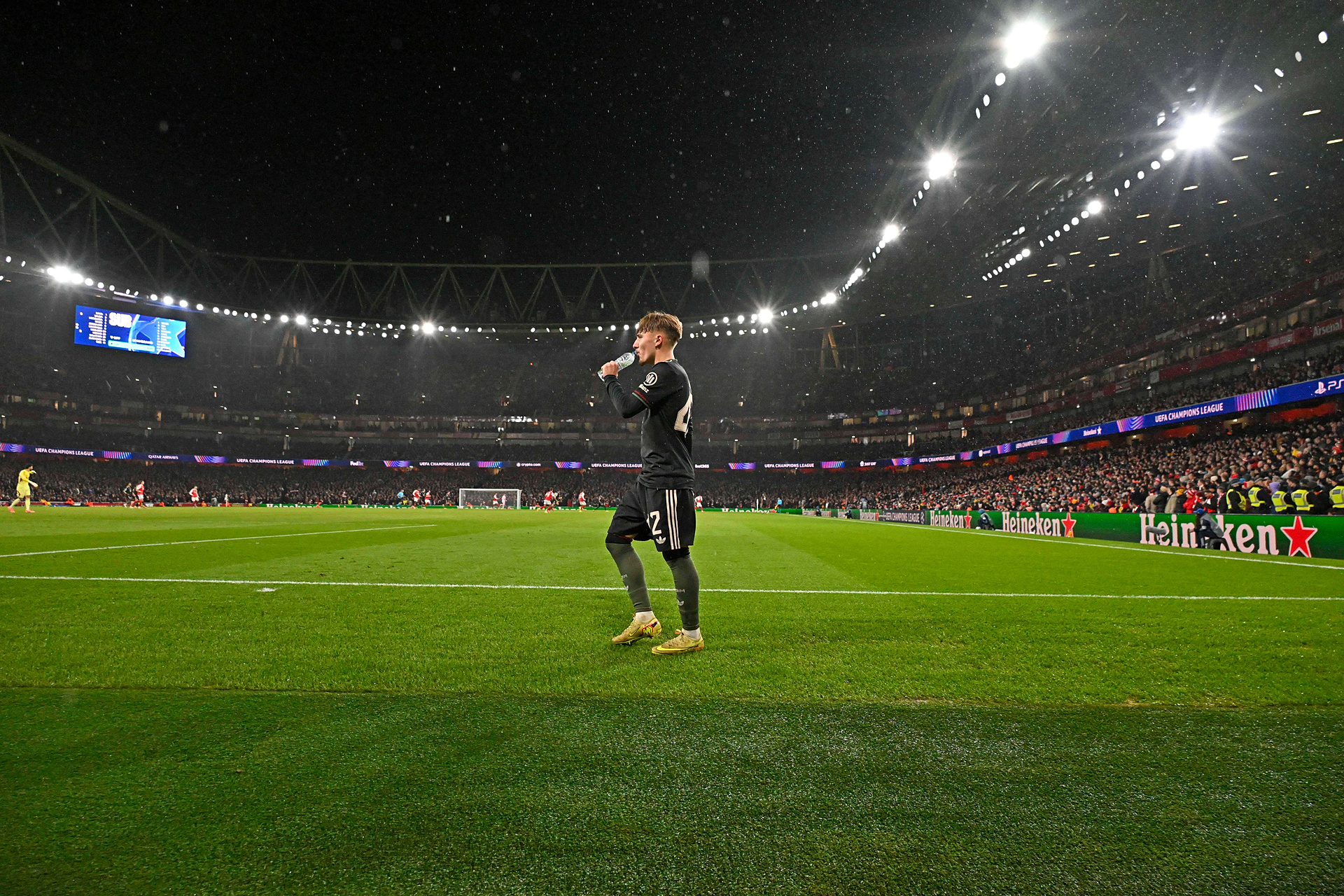 17-latek zszokował cały świat. Kosmiczny talent. "Wzrost o 3900%"