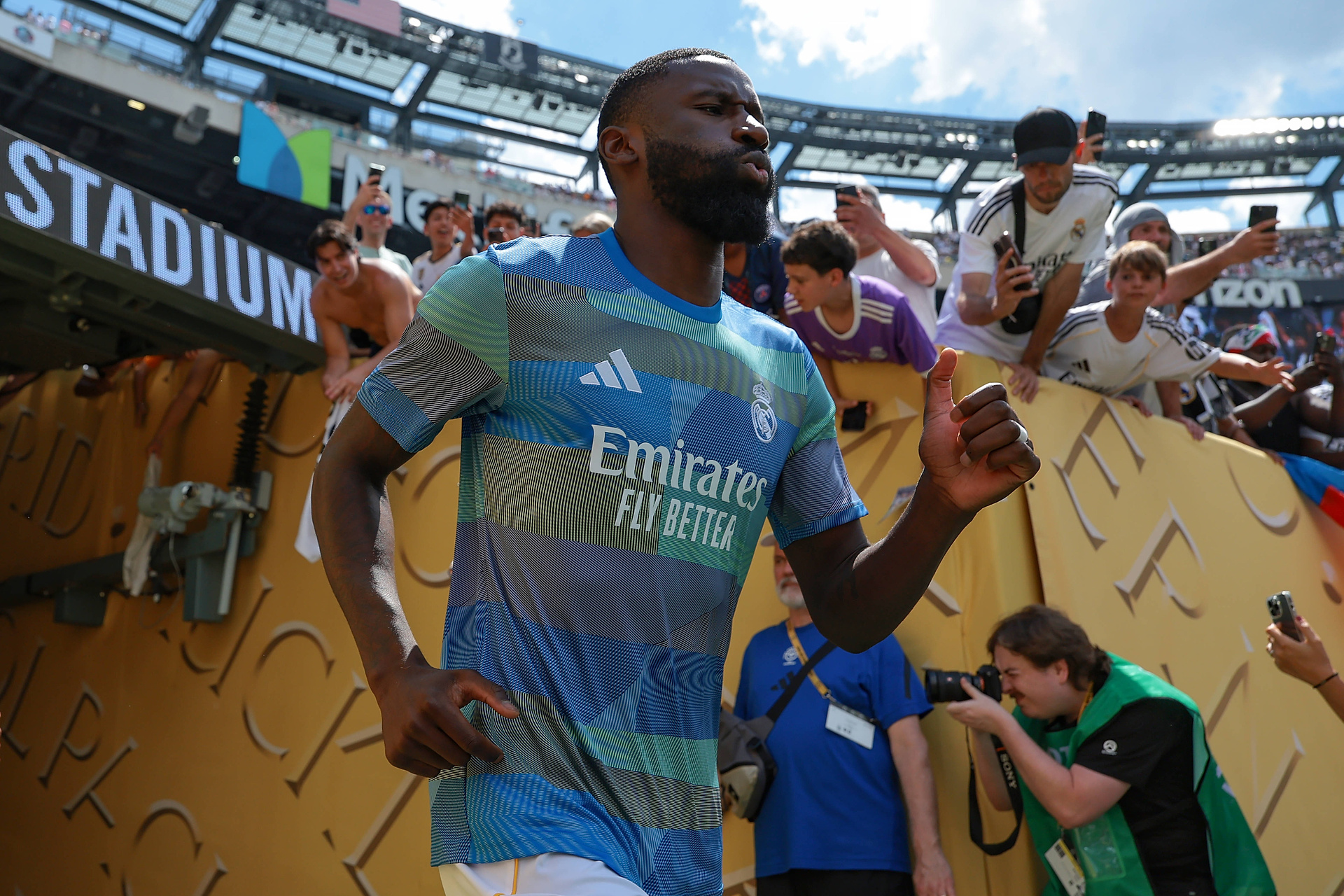 Ruediger na celowniku giganta. Znany trener zwolennikiem transferu