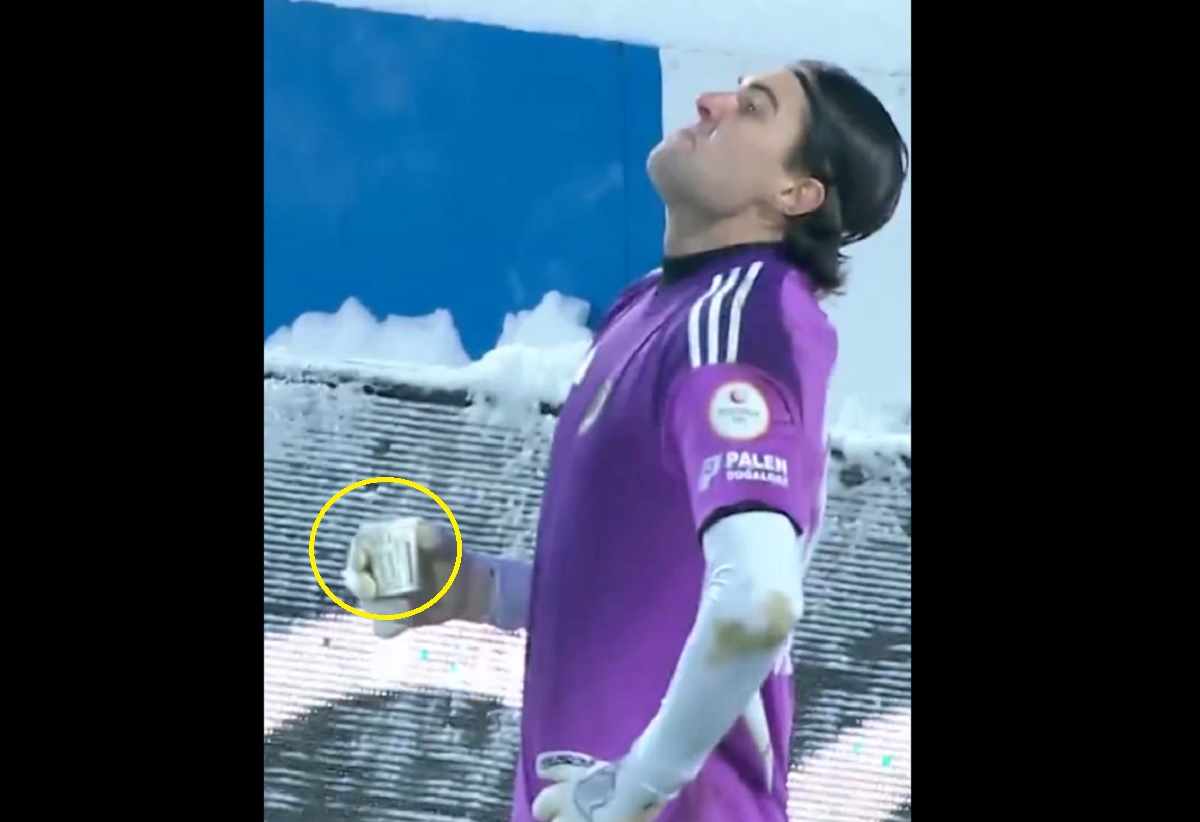 Pomylił boisko z kawiarnią. Jaja w Turcji [WIDEO]