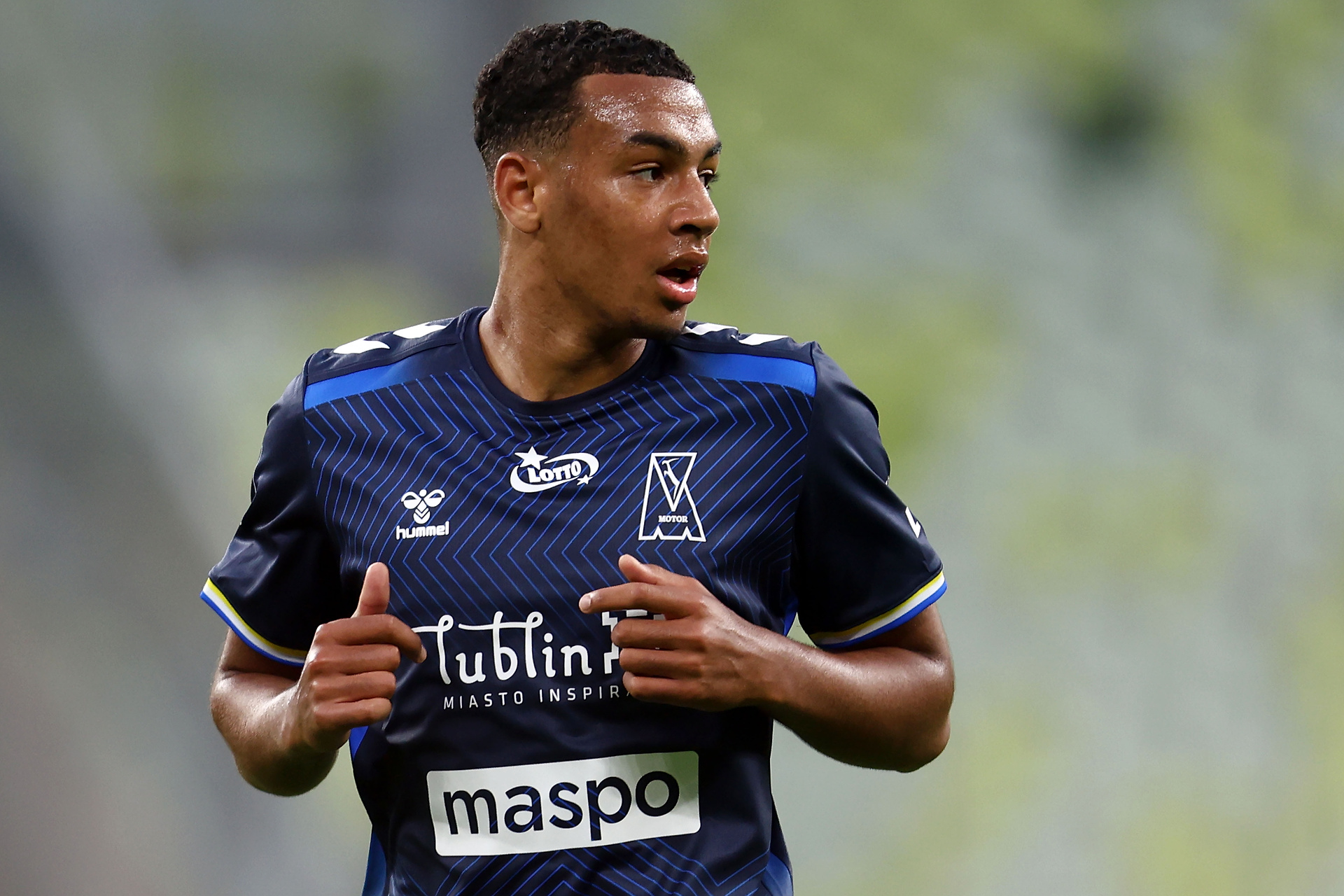 Miał pobić rekord Ekstraklasy, został w klubie. Już wiadomo, dlaczego