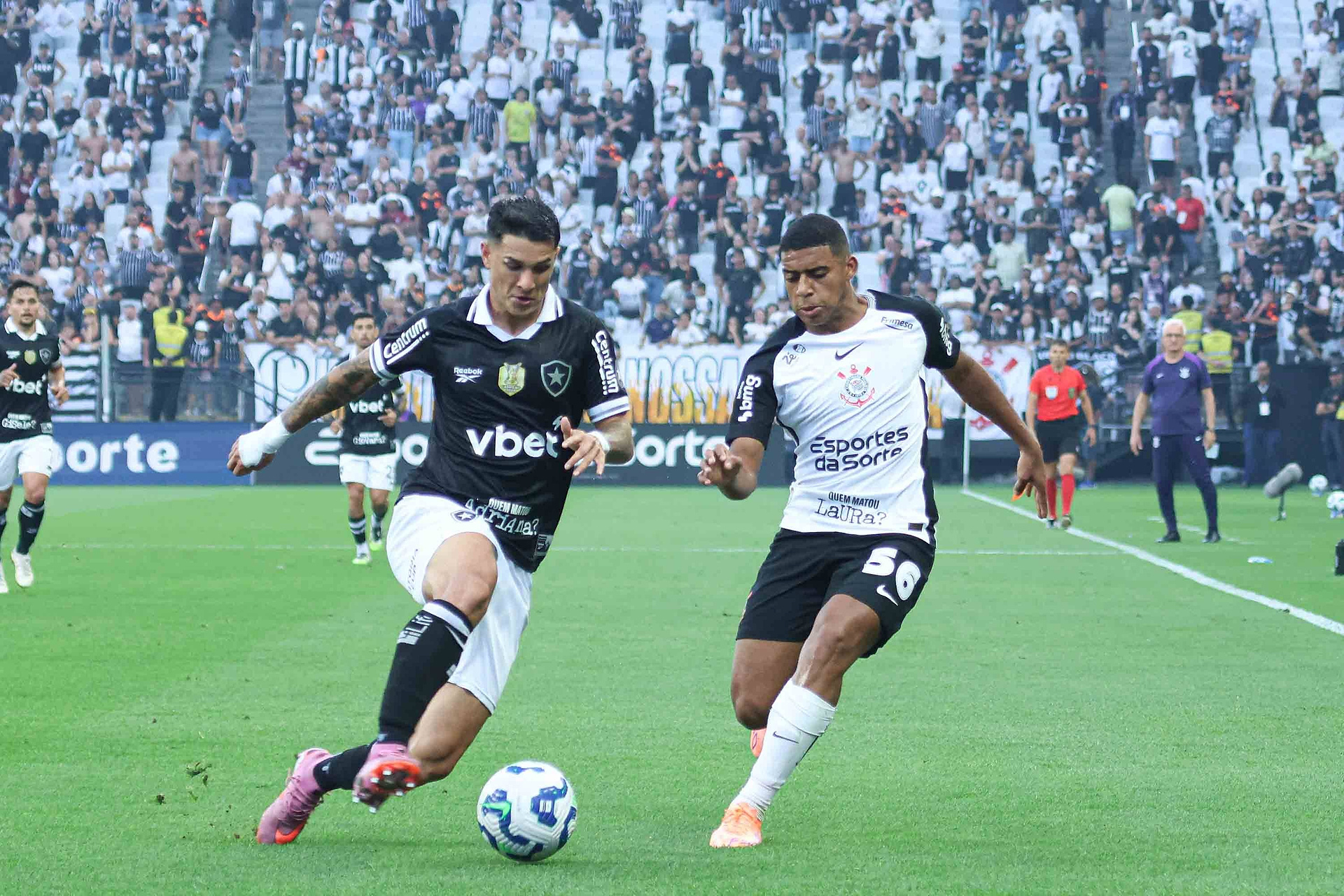 Znany klub z surową karą od FIFA. Pół roku temu szokował PSG