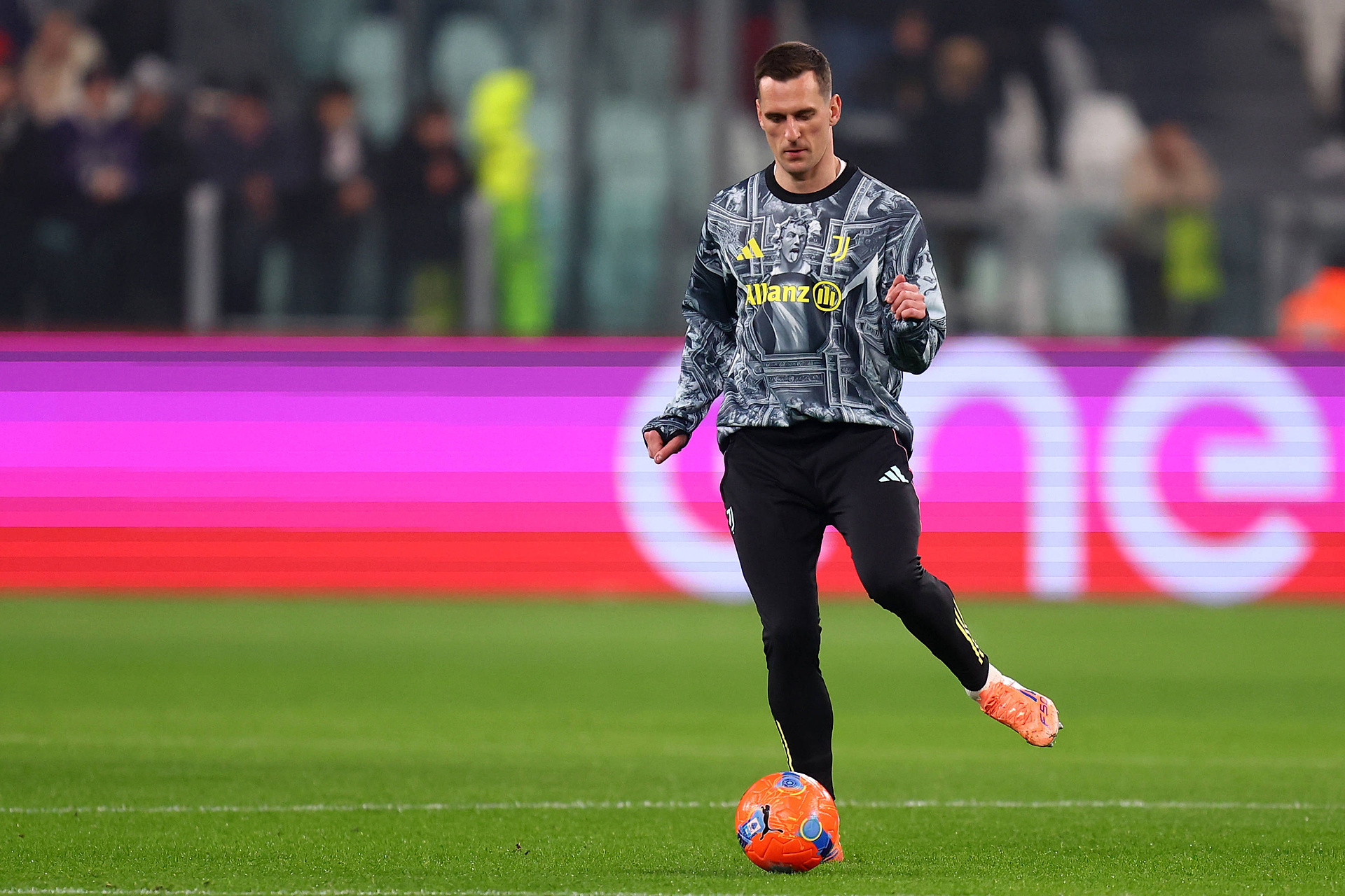 Tyle będzie pauzował Milik. "Niekończąca się gehenna"