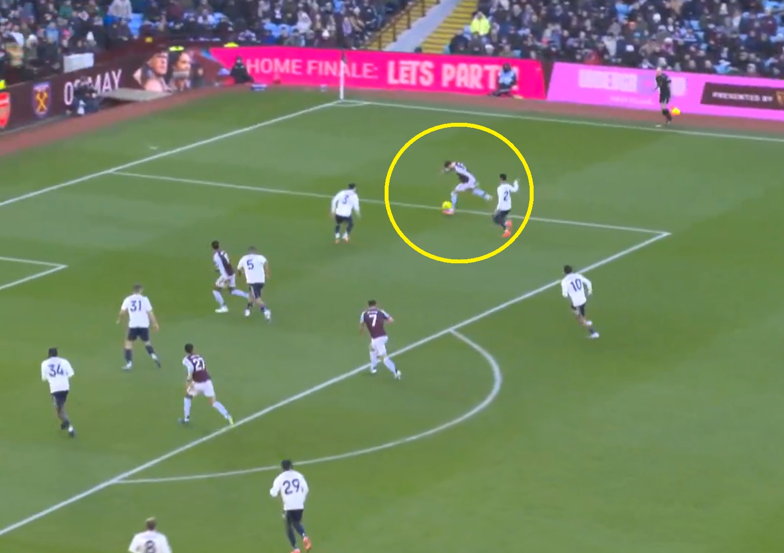 Asysta Casha! Mocne wejście w nowy rok [WIDEO]