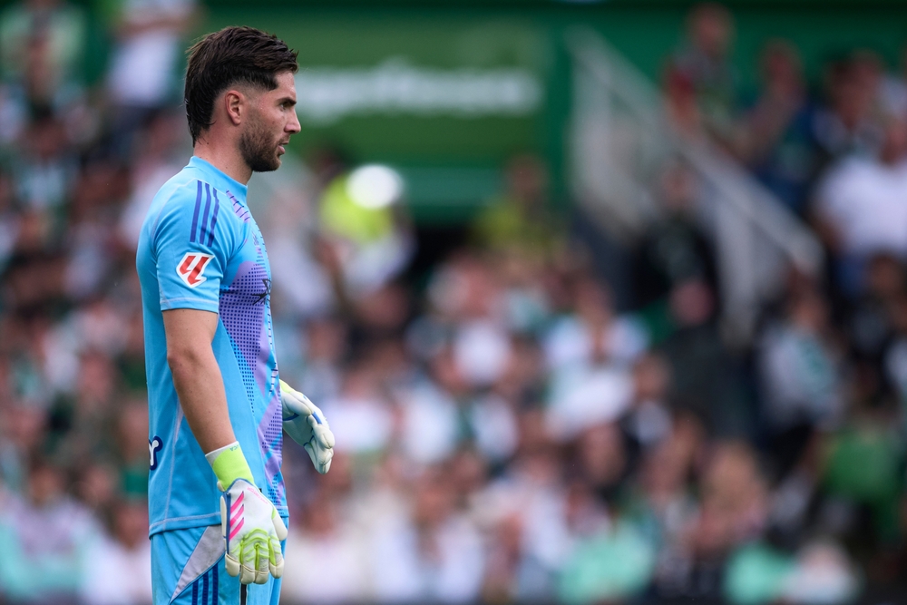 Syn legendy wychodzi z cienia. Zaszokował decyzją, ale się opłaciło. Robi furorę