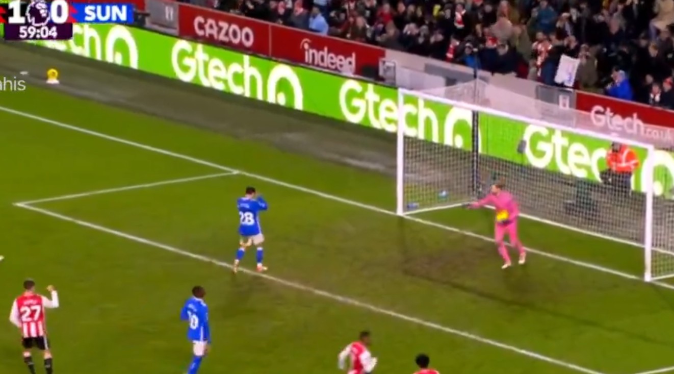 Kompromitacja piłkarza Premier League. Chciał ośmieszyć rywala [WIDEO]