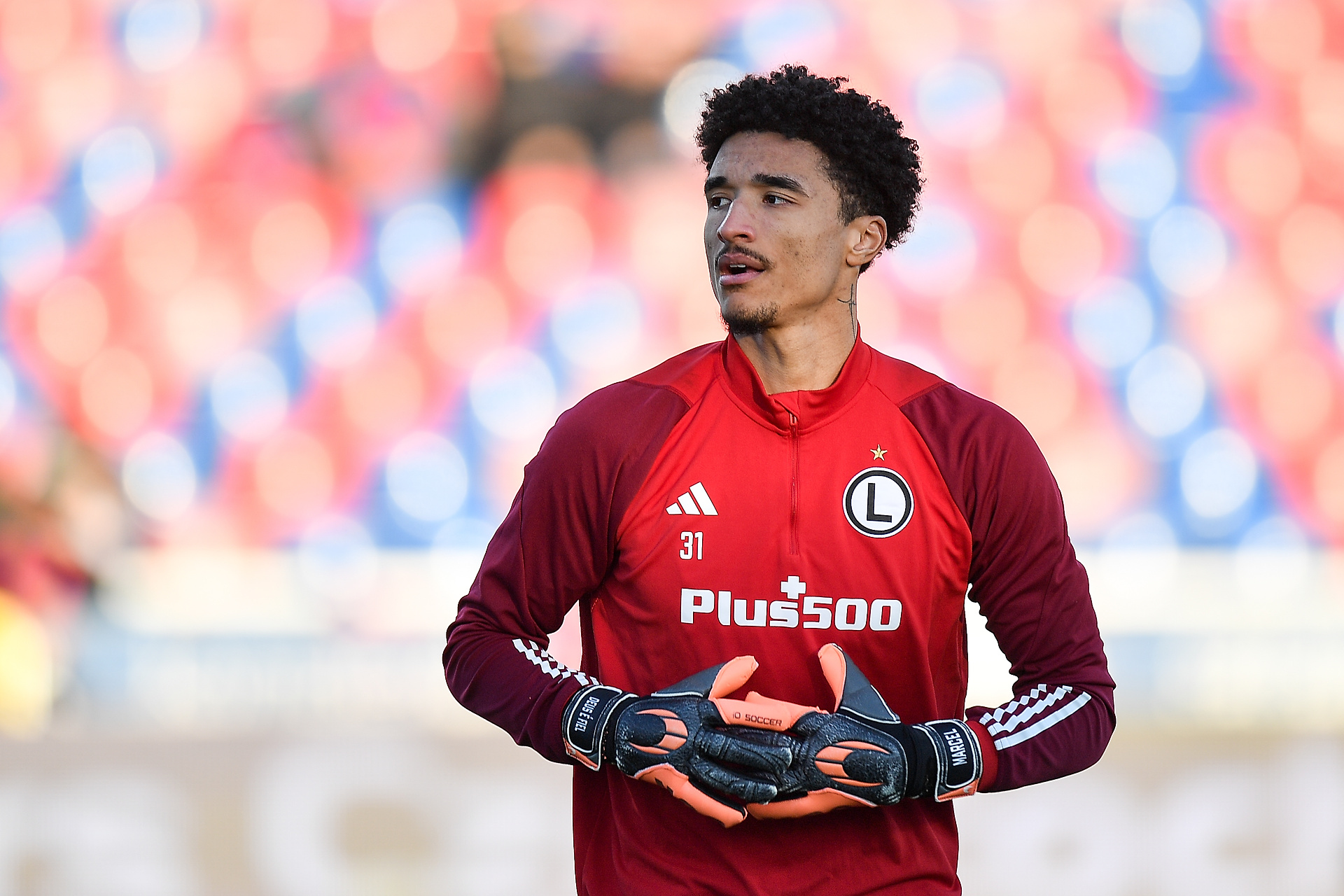 Bramkarz na wylocie z Legii. Może trafić do II ligi