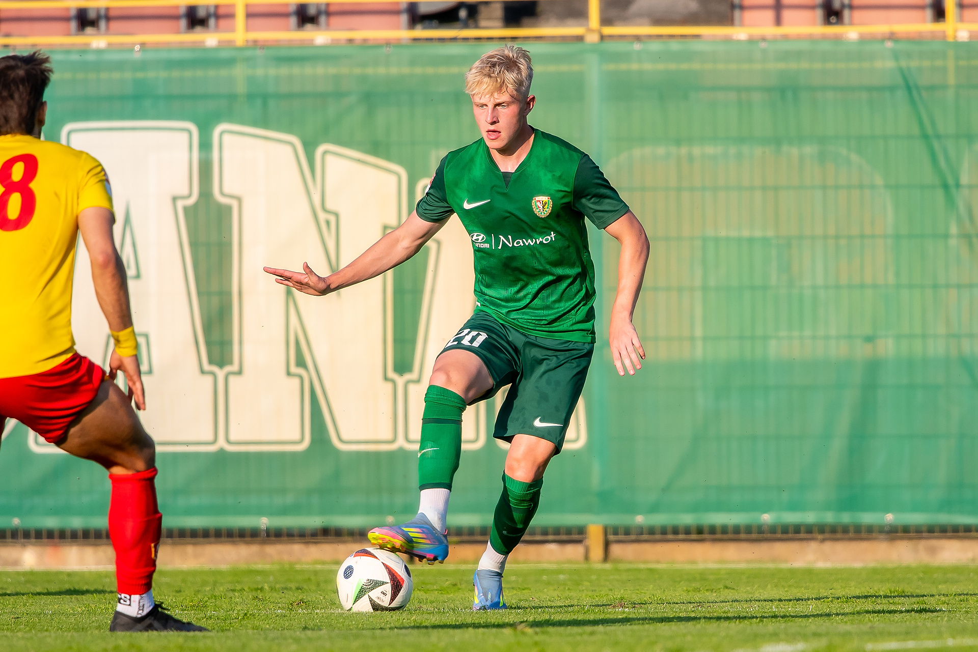 16-latek z Polski błyszczy za granicą. Ustrzelił nawet giganta. "Jest w TOP3"