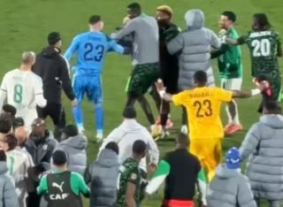 Awantura w hicie PNA. Przepychanka z udziałem syna legendy [WIDEO]