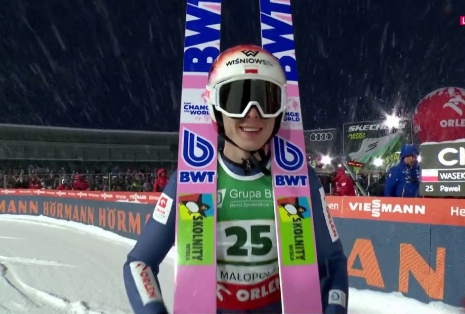 Dwóch Polaków w TOP10 w Zakopanem! Dramat Stocha i Kubackiego