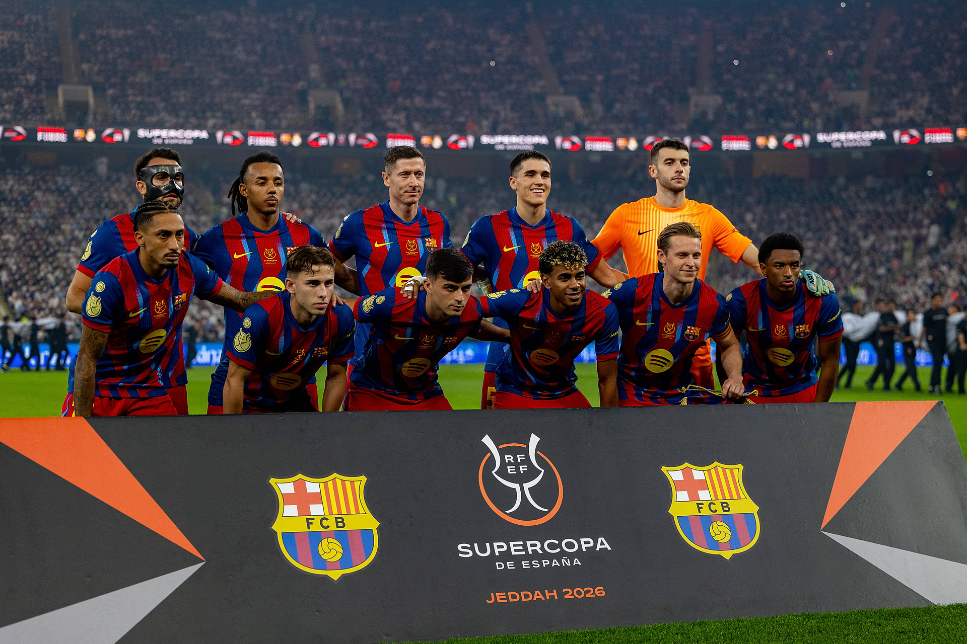 Oceny po El Clasico. Mocny "Lewy", ale bohater był jeden. "Po prostu świetny"