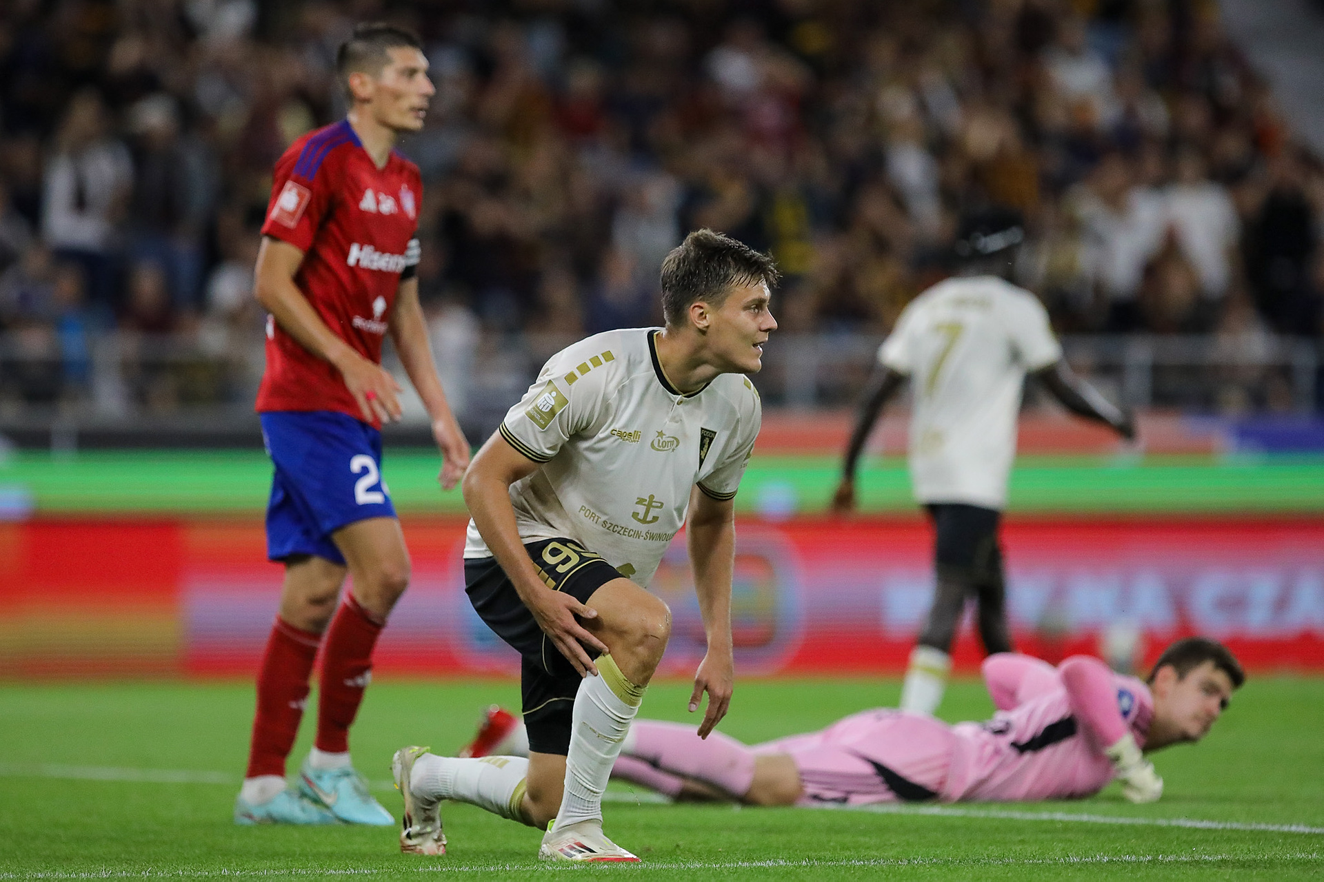 Piłkarz odchodzi z Pogoni. Klub wydał komunikat