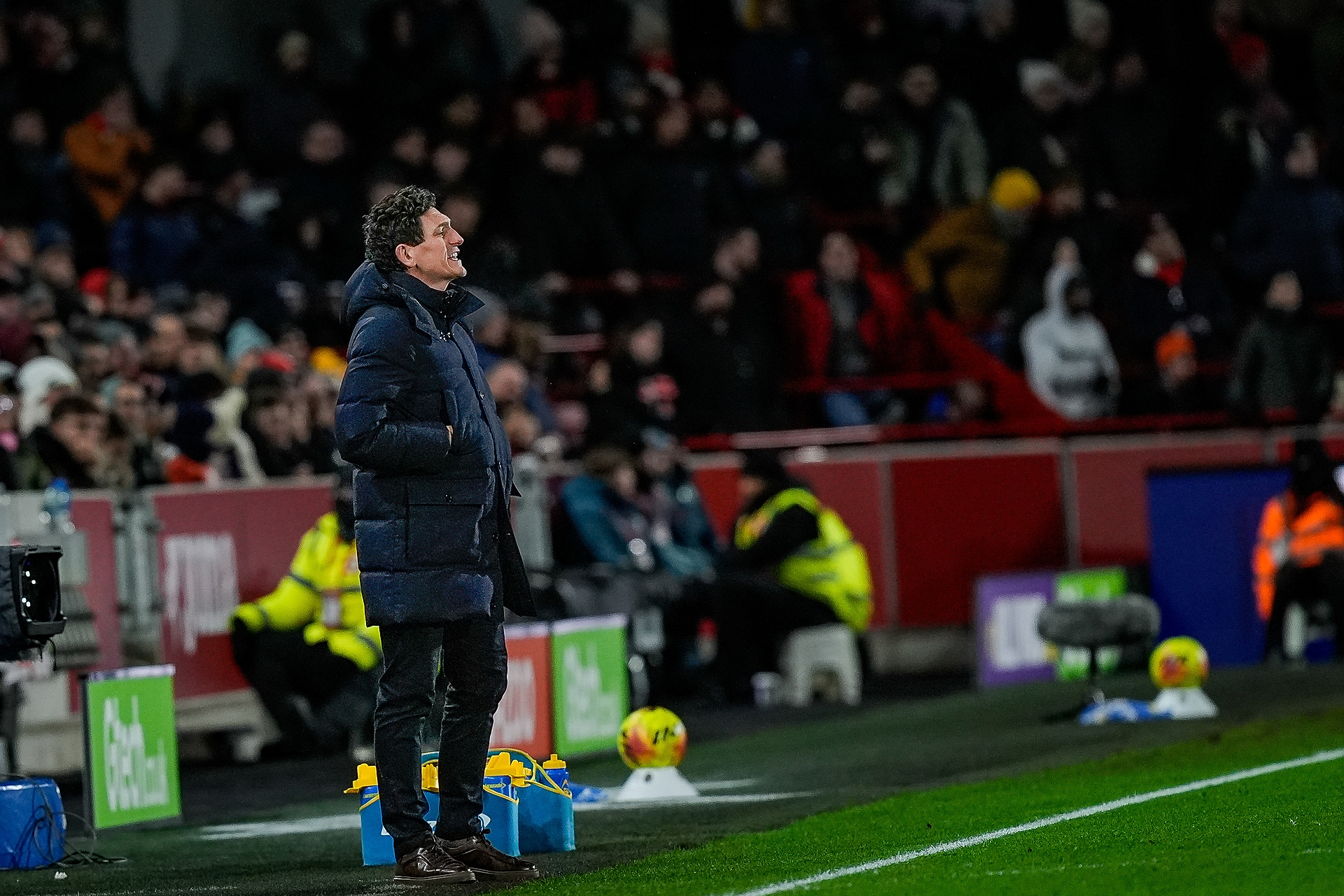 Mieli spaść z hukiem, a wyprzedzają gigantów. Idą po Europę pierwszy raz w historii